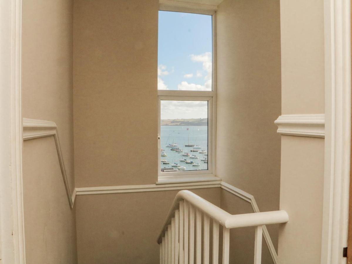 Through The Porthole Villa Falmouth Buitenkant foto